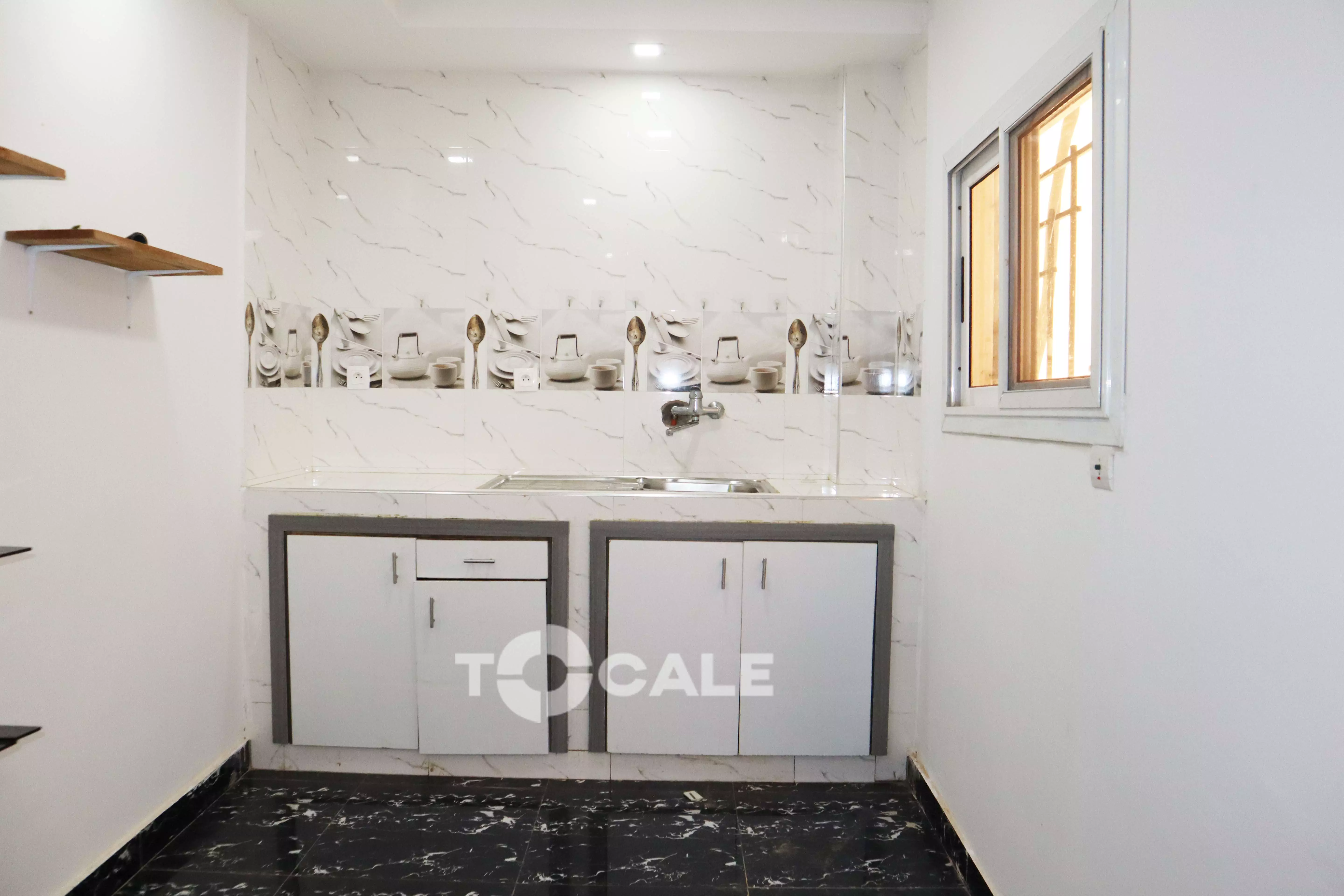 Studio F2 à louer, ngor almadie|Tocale immobilier